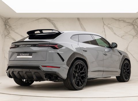 Lamborghini Urus 7