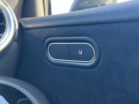 Mercedes-Benz A Class A 200 AMG LINE EXECUTIVE 41