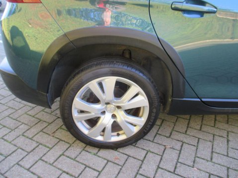 Peugeot 2008 1.2 PureTech Allure EAT Euro 6 (s/s) 5dr 52