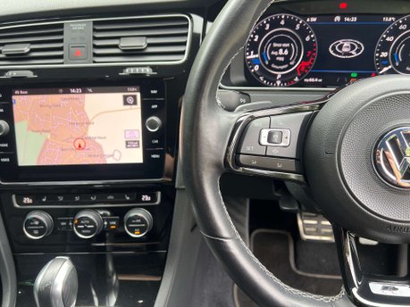 Volkswagen Golf 2.0 Golf R TSi 4Motion Semi-Auto 4WD 5dr 26