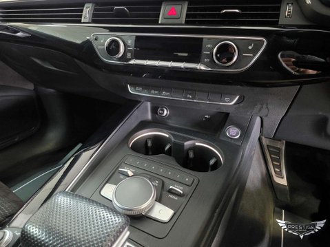 Audi A4 2.0 TFSI 40 Black Edition S Tronic Euro 6 (s/s) 5dr 33