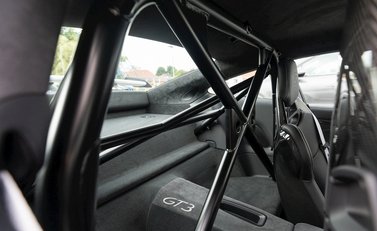 Porsche 911 GT3 (991.2) 14