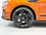 Bentley Bentayga 4.0 V8 SUV 5dr Petrol Auto 4WD Euro 6 (s/s) (550 ps) 73