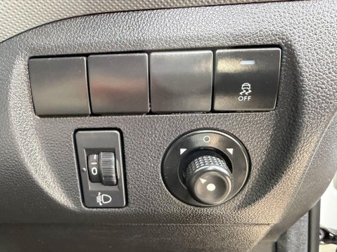 Peugeot Partner 1.6 HDi 850 Professional Panel Van 4dr Diesel Manual L1 (132 g/km, 90 bhp) 29