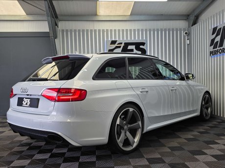 Audi RS4 4.2 FSI V8 Estate 5dr Petrol S Tronic quattro Euro 5 (450 ps) 6