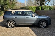 Mini Countryman C EXCLUSIVE 16