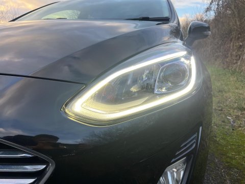 Ford Fiesta ZETEC 21