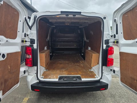 Vauxhall Vivaro L2H1 2900 SPORTIVE S/S 7