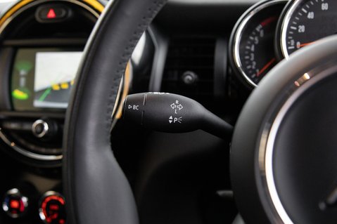 Mini Hatch COOPER S CLASSIC 17