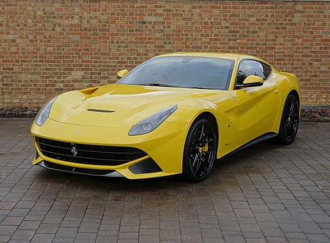 Ferrari F12 Berlinetta 11