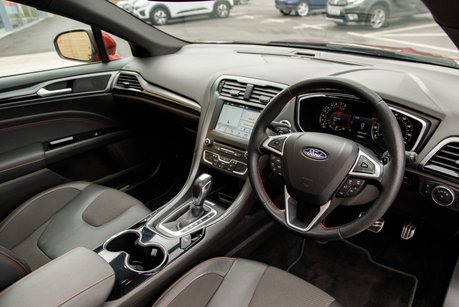 Ford Mondeo ST-LINE X