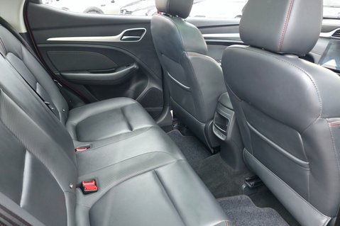 MG ZS EXCLUSIVE T-GDI.. MAIN DEALER SERVICE HISTORY.. STUNNING EXAMPLE 30