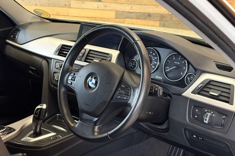 BMW 3 Series 2.0 320d ED BluePerformance EfficientDynamics Business Touring 5dr Diesel A 7