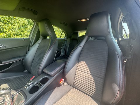 Mercedes-Benz A Class 2.1 A200d AMG Line (Premium) Hatchback 5dr Diesel Manual Euro 6 (s/s) (136 8