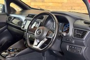 Nissan LEAF 40kWh Tekna Hatchback 5dr Electric Auto (150 ps) 10