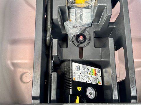 Renault Captur ICONIC TCE 59