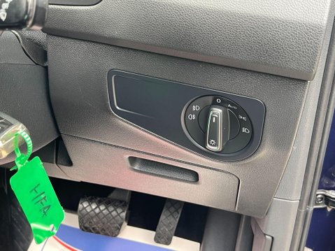 Volkswagen Tiguan 2.0 TDI SEL SUV 5dr Diesel DSG 4Motion Euro 6 (s/s) (150 ps) 32