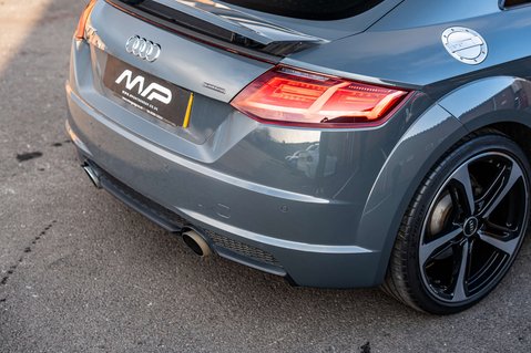 Audi TT 2.0 TT Black Edition TFSI Quattro Semi-Auto 4WD 3dr 44