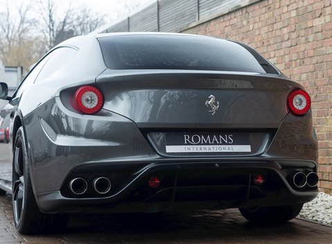 Ferrari FF 25