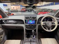 Bentley Bentayga 4.0 V8 SUV 5dr Petrol Auto 4WD Euro 6 (s/s) (550 ps) 2