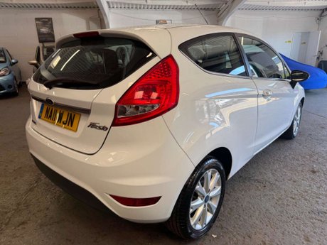 Ford Fiesta 1.25 Zetec 3dr 8