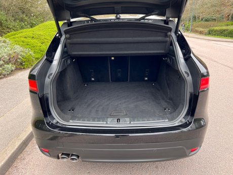 Jaguar F-Pace 2.0 D180 R-Sport Auto AWD Euro 6 (s/s) 5dr 79