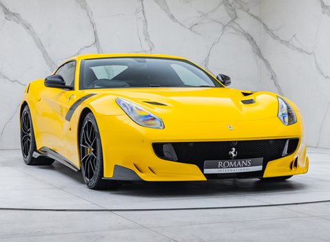 Ferrari F12 TDF 12