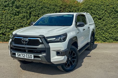 Toyota Hilux Invincible X | Auto | 2.8 LT | Double Cab | Sensors | EURO 6 | NO VAT