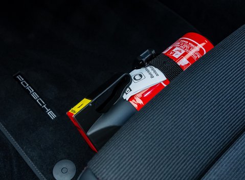 Porsche 911 GT3 TOURING (992) 15