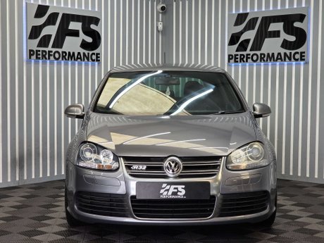 Volkswagen Golf 3.2 Golf R32 4WD 3dr 30