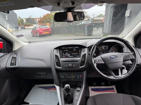 Ford Focus ZETEC 9