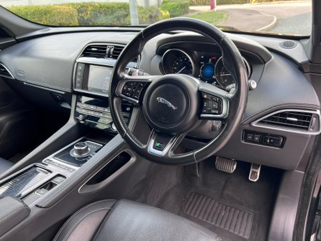 Jaguar F-Pace 2.0 D180 R-Sport Auto AWD Euro 6 (s/s) 5dr 24