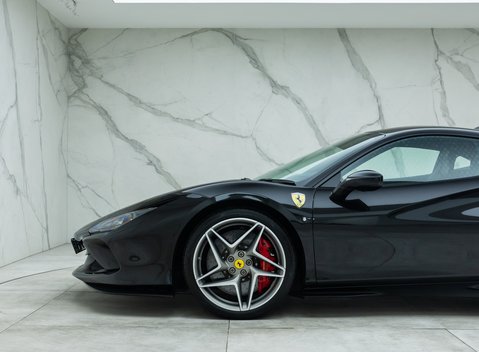 Ferrari F8 Tributo 38