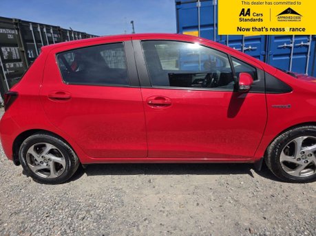 Toyota Yaris 1.5 VVT-h Icon Hatchback 5dr Petrol Hybrid E-CVT Euro 6 (101 ps) 11