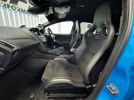 Ford Focus 2.3T EcoBoost RS Hatchback 5dr Petrol Manual AWD Euro 6 (s/s) (350 ps) 8