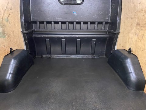 Ford Transit Custom 320 LIMITED DCIV ECOBLUE 18