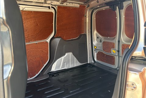 Ford Transit Connect 200 L1 Trend 100 ps Tdci Panel Van - Air Con / Sat Nav / Camera 8