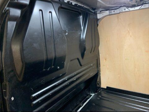 Ford Transit Custom 320 LIMITED L1H1 P/V ECOBOOST 13