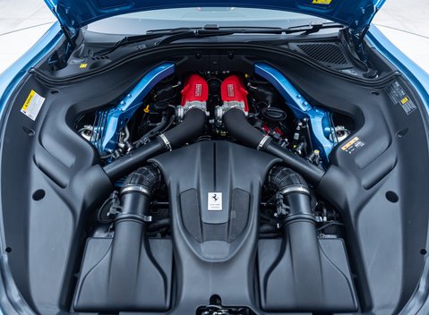 Ferrari Roma SPIDER 38