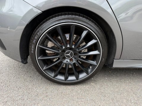 Mercedes-Benz A Class 2.0 A35 AMG (Premium Plus) SpdS DCT 4MATIC Euro 6 (s/s) 5dr 16