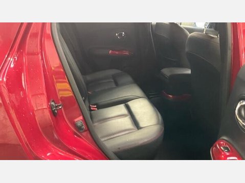 Nissan Juke 1.2 DIG-T Tekna Euro 5 (s/s) 5dr Euro 5 8