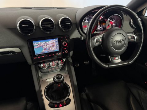 Audi TT TDI QUATTRO BLACK EDITION 12