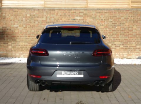 Porsche Macan GTS 10