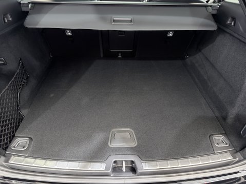 Volvo XC60 B5 ULTRA BLACK EDITION AWD 25