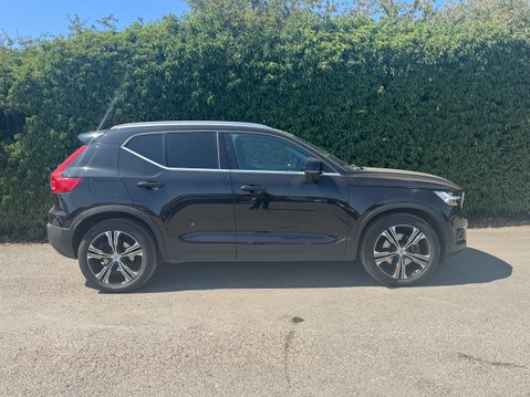 Volvo XC40 2.0 T5 Inscription Pro SUV 5dr Petrol Auto AWD Euro 6 (s/s) (247 ps) 32