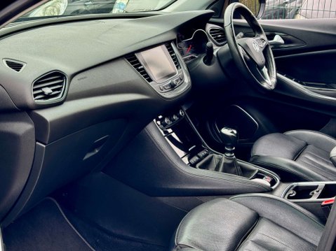Vauxhall Grandland X 1.2 Grandland X Elite Nav T S/S 5dr 47