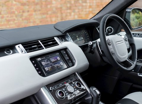 Land Rover Range Rover Sport 5.0 SVR 17