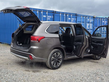 Mitsubishi Outlander 2.0h 12kWh GX4h SUV 5dr Petrol Plug-in Hybrid CVT 4WD Euro 6 (s/s) (200 ps) 12