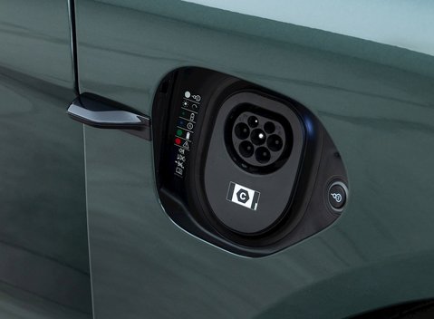 Porsche Taycan GTS Sport Turismo 32