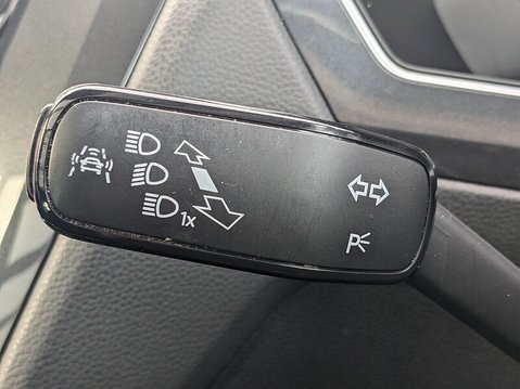 Volkswagen Tiguan R-LINE TDI BMT 4MOTION DSG 35